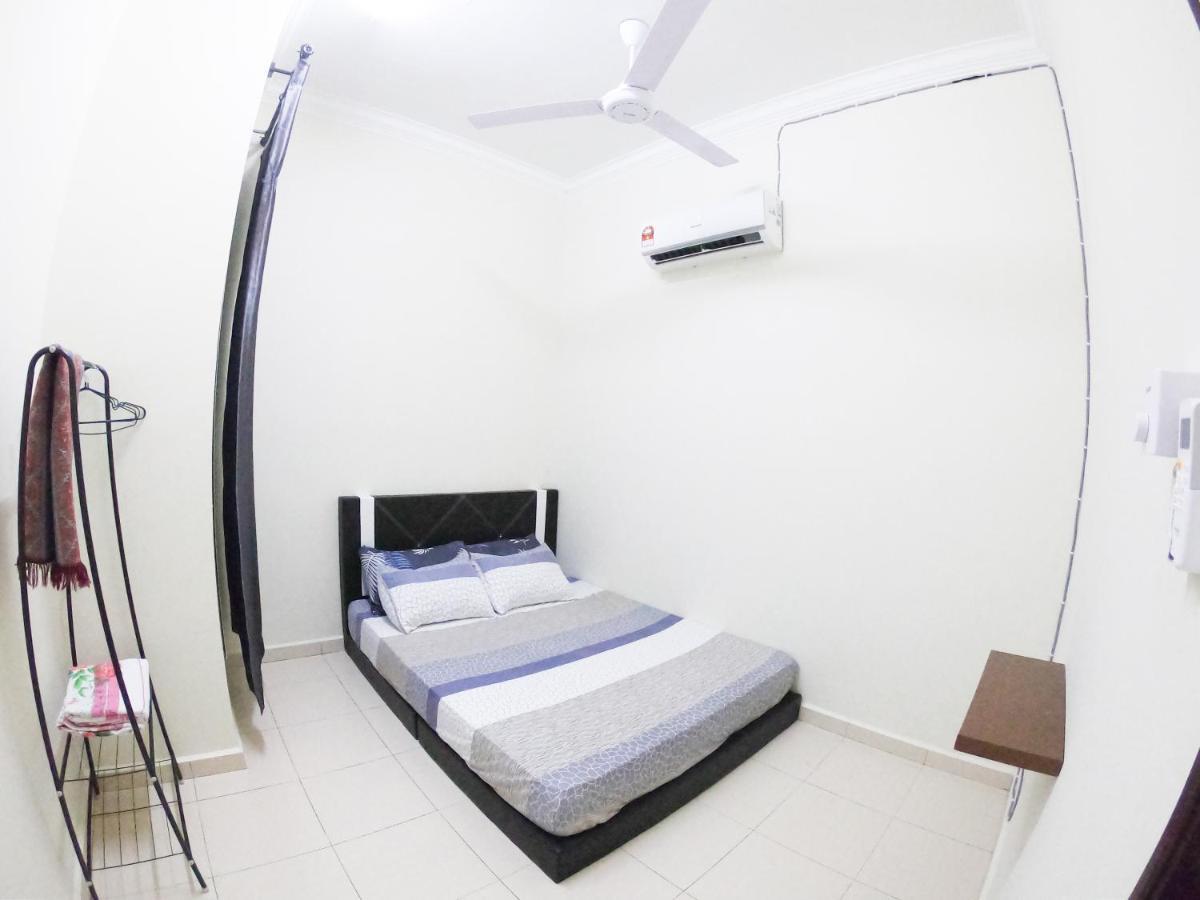 Ayna Homestay 5 Minutes To Marang Jetty 외부 사진